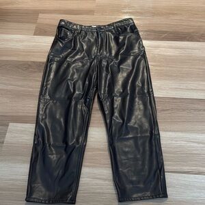 Abercrombie Ankle straight ultra high rise in black leather